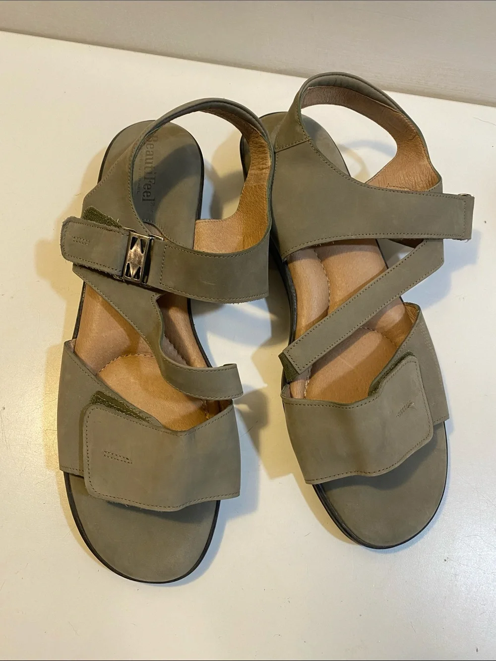 BEUTIFEEL  Olive Green Adjustable Strap Comfort  Sandals Sz 42